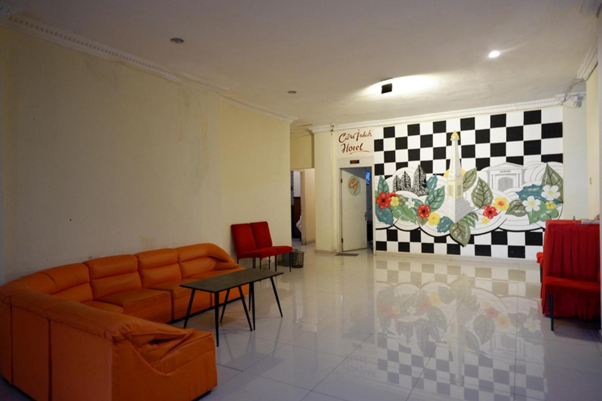 Reddoorz @ Citra Indah Hotel